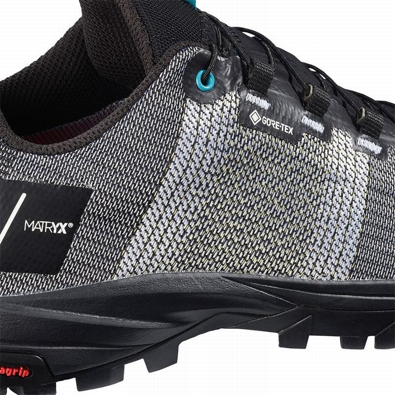 Salomon OUT GTX W/PRO Blancas Negras | 0735JPFMV